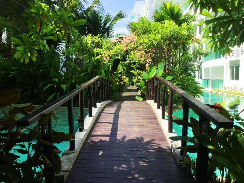 Amazon Residence By Pattaya Sunny Rentals Haat Jomtien Eksteriør bilde