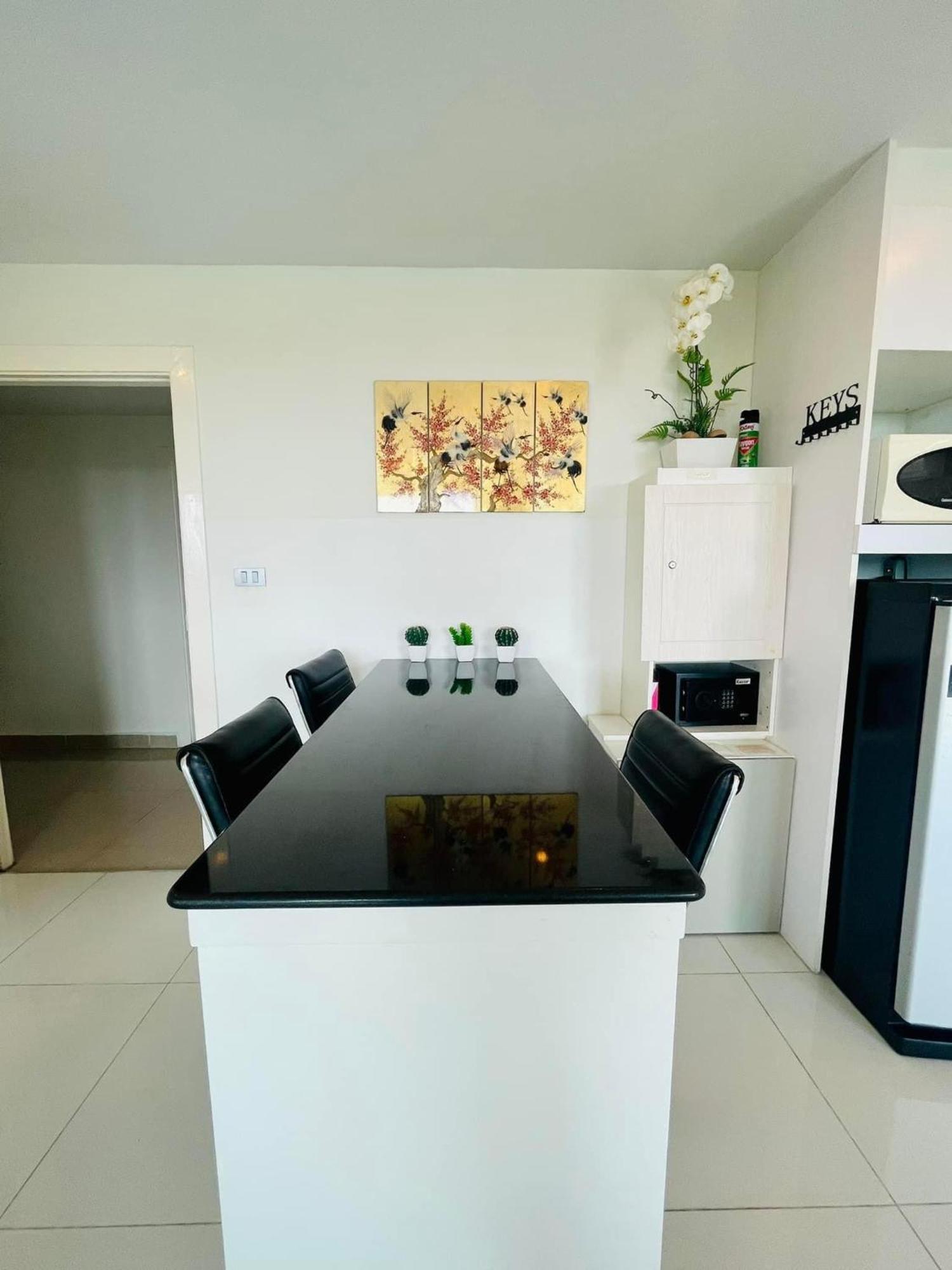 Amazon Residence By Pattaya Sunny Rentals Haat Jomtien Rom bilde