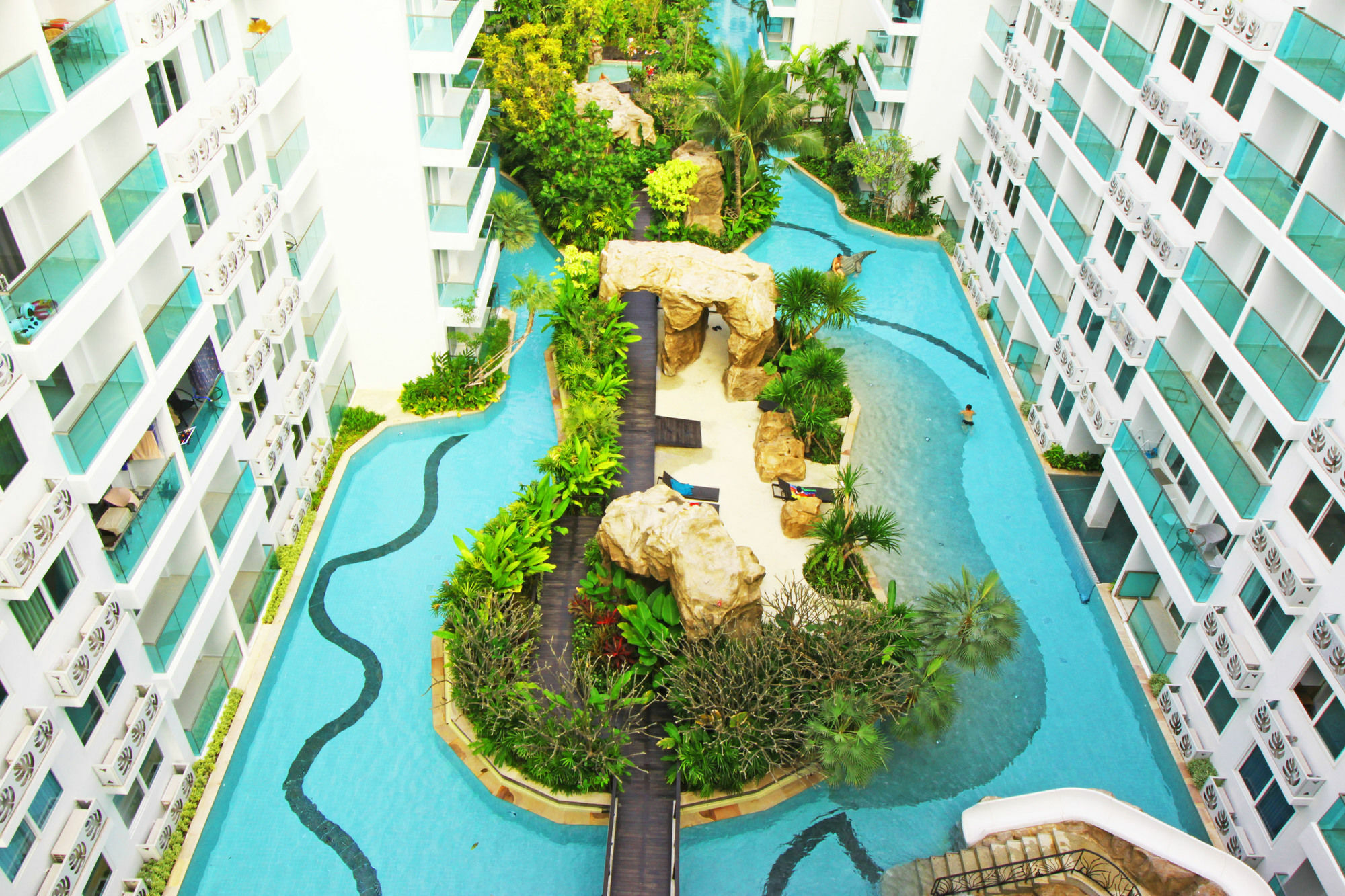 Amazon Residence By Pattaya Sunny Rentals Haat Jomtien Eksteriør bilde