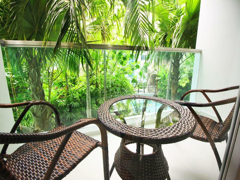 Amazon Residence By Pattaya Sunny Rentals Haat Jomtien Eksteriør bilde